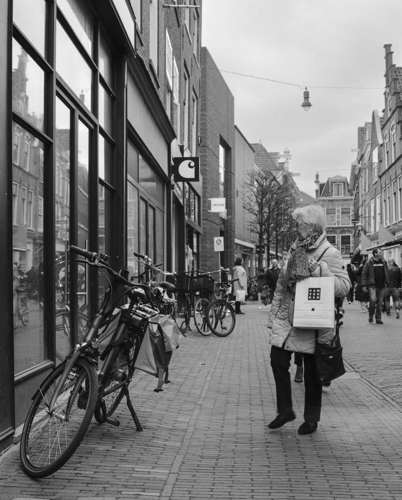 Dynamic street photography with a focus on human interaction.